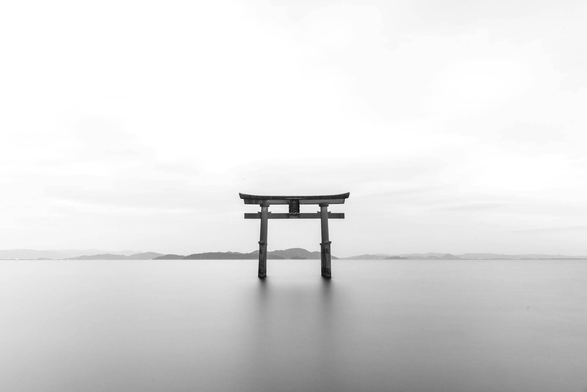 670684fc05042160823da5f3_fake news in Japan.jpg